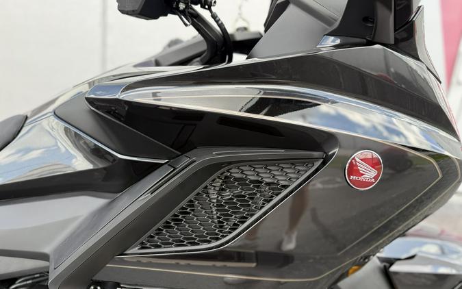 2026 Honda Gold Wing Tour GL1800T Metallic Black