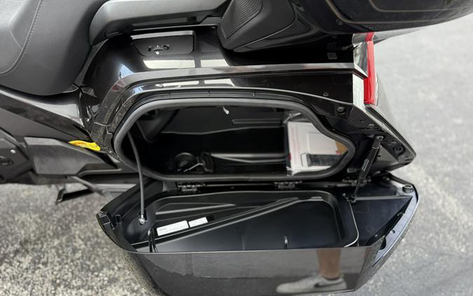 2026 Honda Gold Wing Tour GL1800T Metallic Black