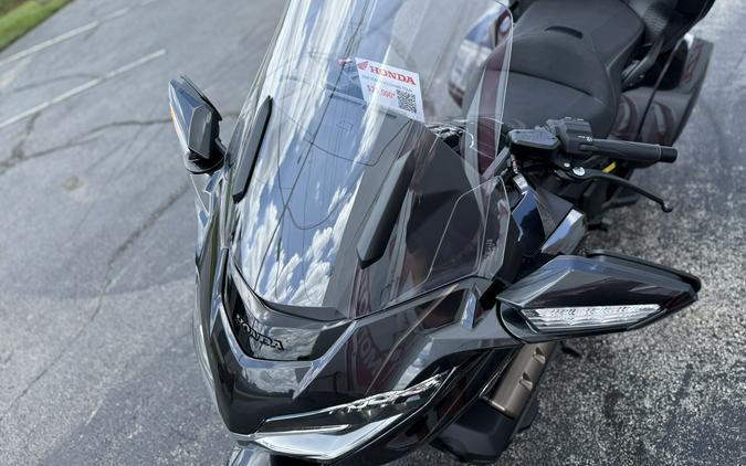 2026 Honda Gold Wing Tour GL1800T Metallic Black