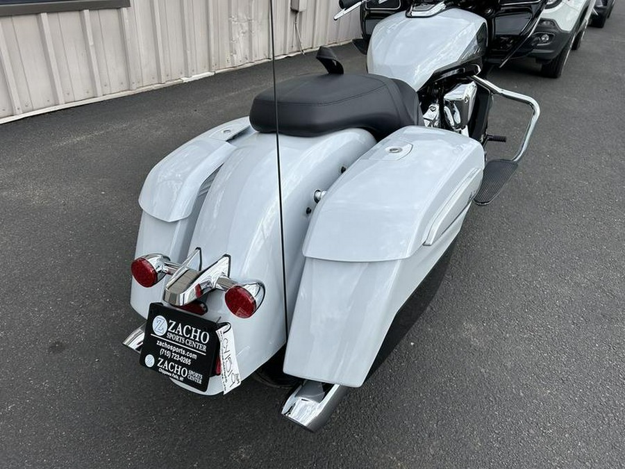 2024 Indian Motorcycle® Challenger® Limited Ghost White Metallic