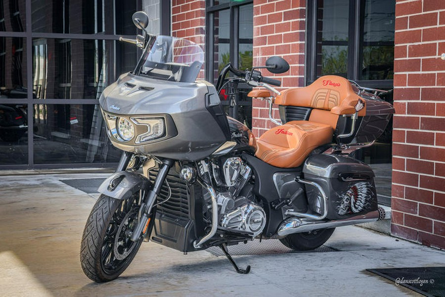 2020 Indian Motorcycle® Challenger Titanium Metallic
