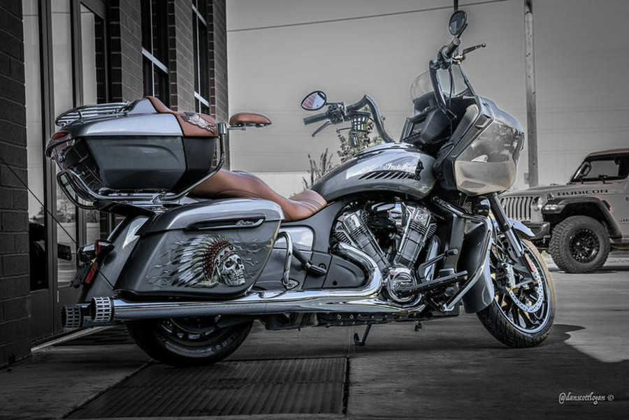 2020 Indian Motorcycle® Challenger Titanium Metallic