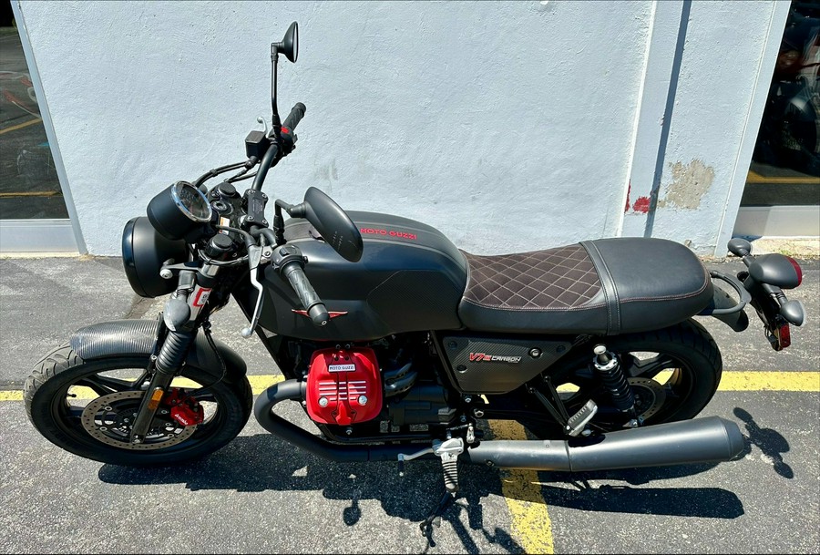 2018 Moto Guzzi V7 III
