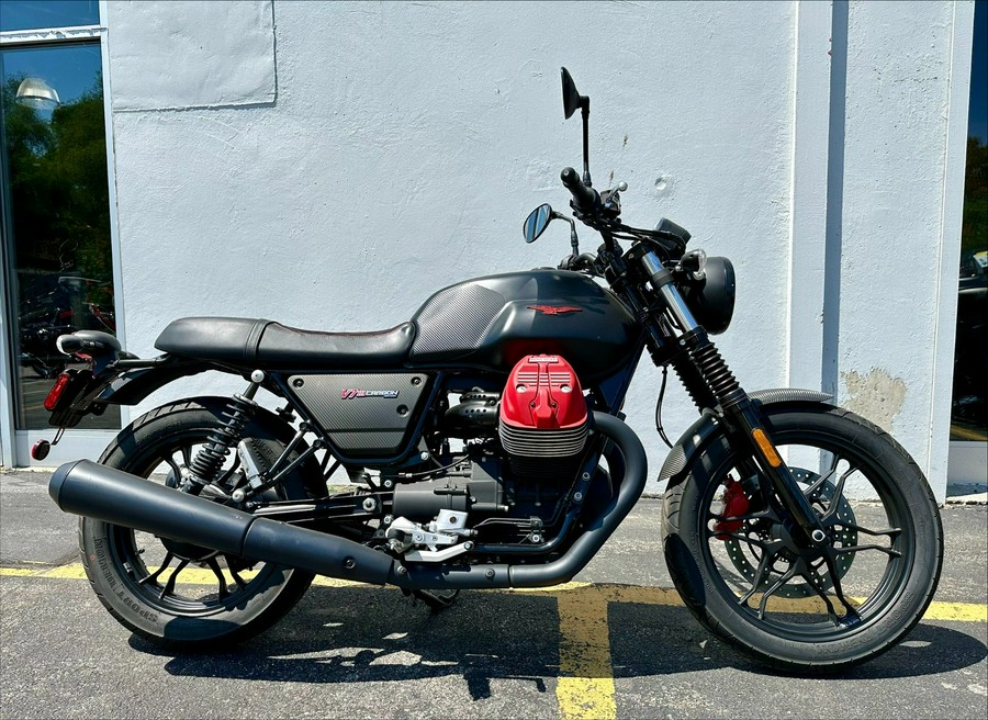 2018 Moto Guzzi V7 III