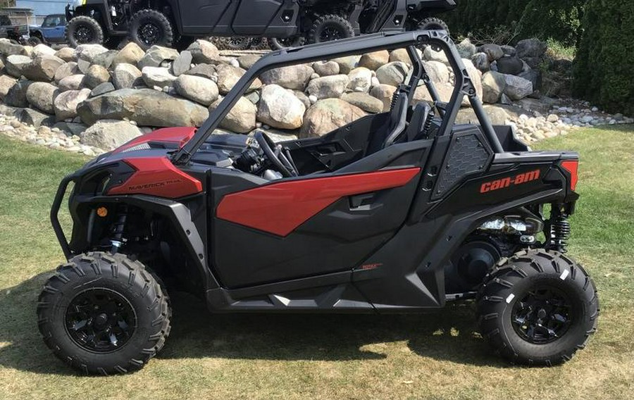 2024 Can-Am® Maverick Trail DPS 1000