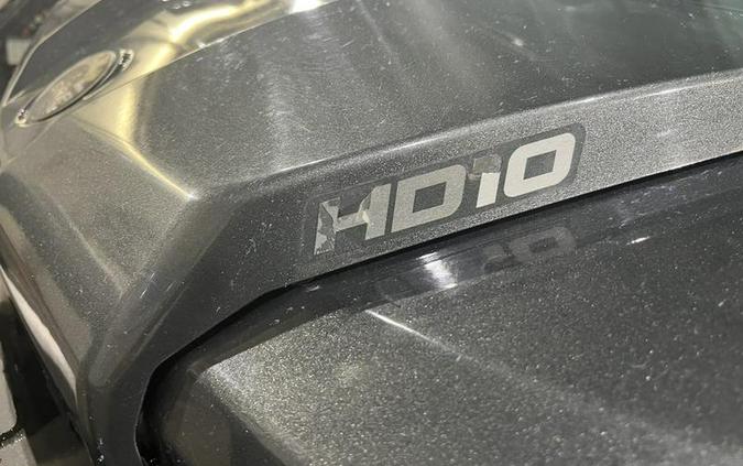 2023 Can-Am® Defender Limited HD10