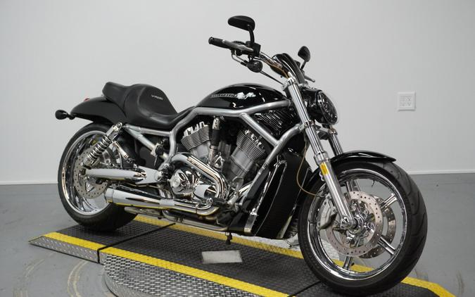 2006 Harley-Davidson® V-Rod® Brandy Wine Sunglo