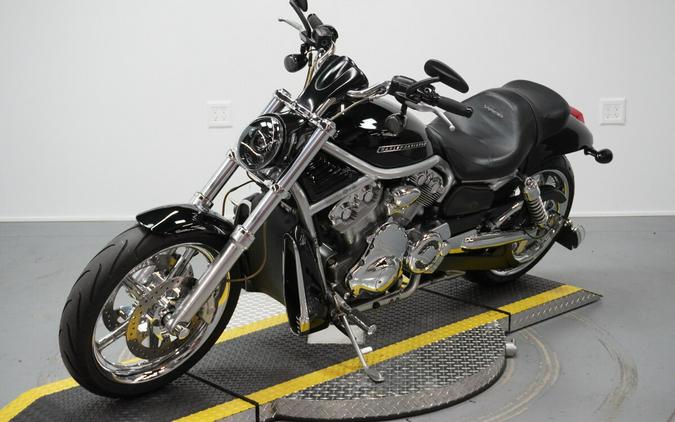 2006 Harley-Davidson® V-Rod® Brandy Wine Sunglo