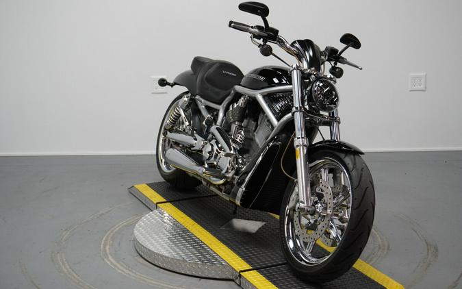 2006 Harley-Davidson® V-Rod® Brandy Wine Sunglo