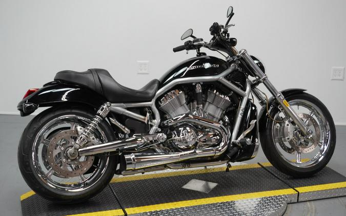 2006 Harley-Davidson® V-Rod® Brandy Wine Sunglo