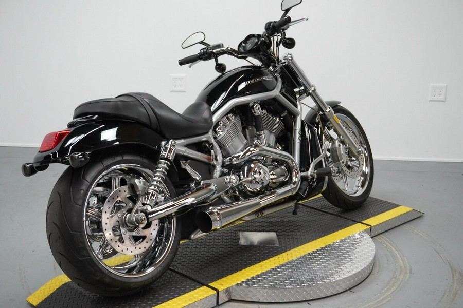 2006 Harley-Davidson® V-Rod® Brandy Wine Sunglo