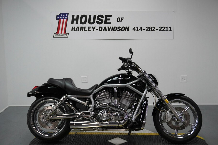 2006 Harley-Davidson® V-Rod® Brandy Wine Sunglo