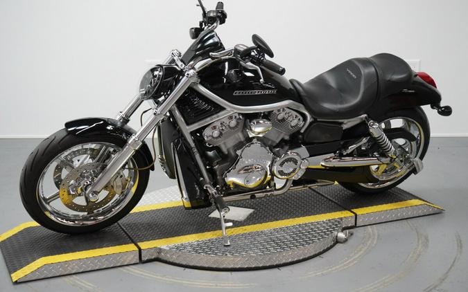 2006 Harley-Davidson® V-Rod® Brandy Wine Sunglo