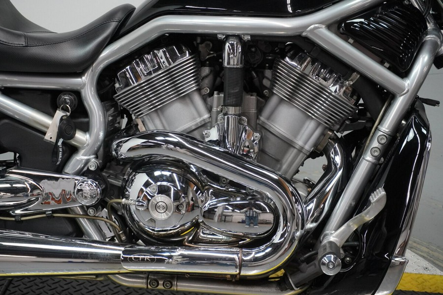 2006 Harley-Davidson® V-Rod® Brandy Wine Sunglo