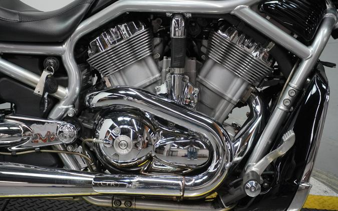 2006 Harley-Davidson® V-Rod® Brandy Wine Sunglo