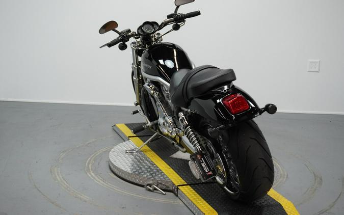 2006 Harley-Davidson® V-Rod® Brandy Wine Sunglo