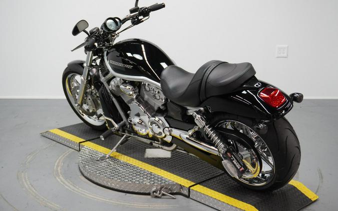 2006 Harley-Davidson® V-Rod® Brandy Wine Sunglo