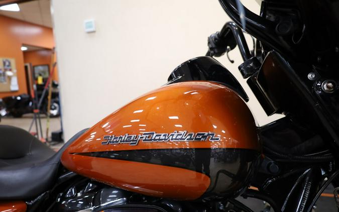 FLHXS 2020 Street Glide® Special