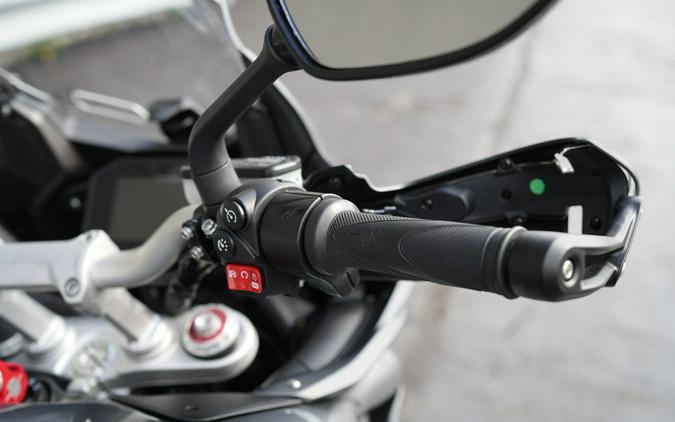 2022 MV Agusta Turismo Veloce Lusso SCS