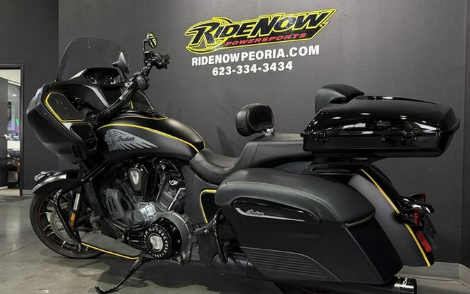 2020 Indian Challenger Dark Horse Thunder Black Smoke