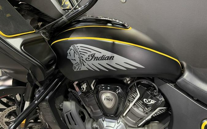 2020 Indian Challenger Dark Horse Thunder Black Smoke