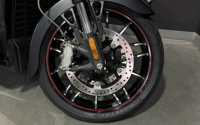 2020 Indian Challenger Dark Horse Thunder Black Smoke