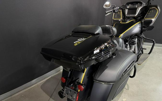 2020 Indian Challenger Dark Horse Thunder Black Smoke