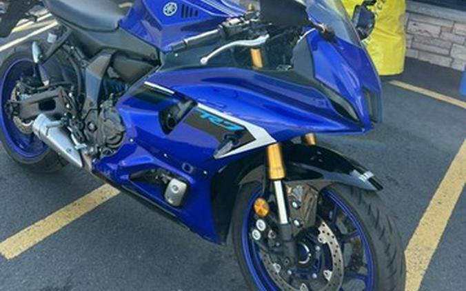 2025 Yamaha YZF R7