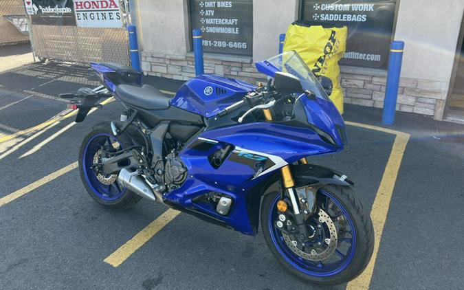 2025 Yamaha YZF R7