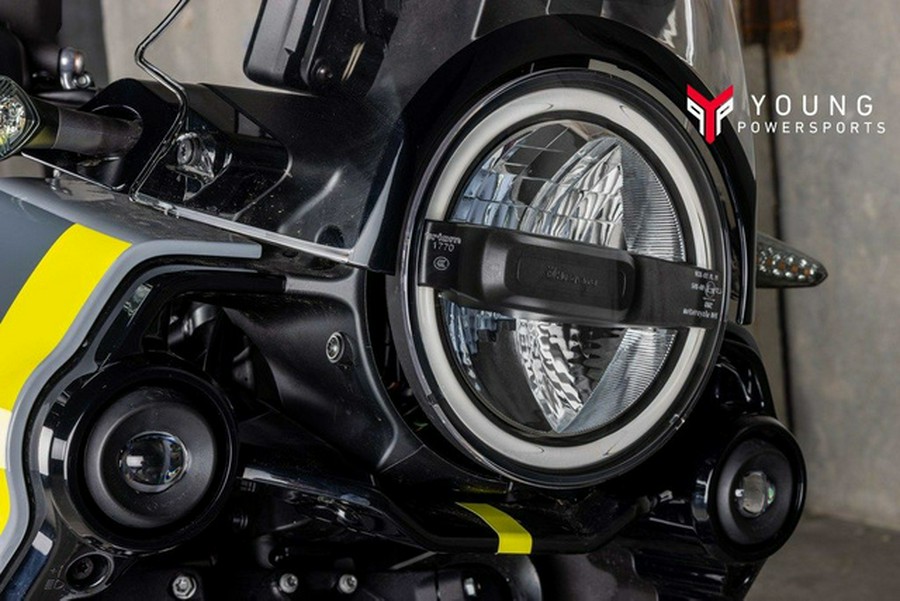 2024 Husqvarna Norden 901