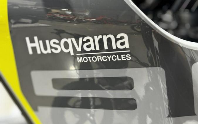 2024 Husqvarna® Norden 901