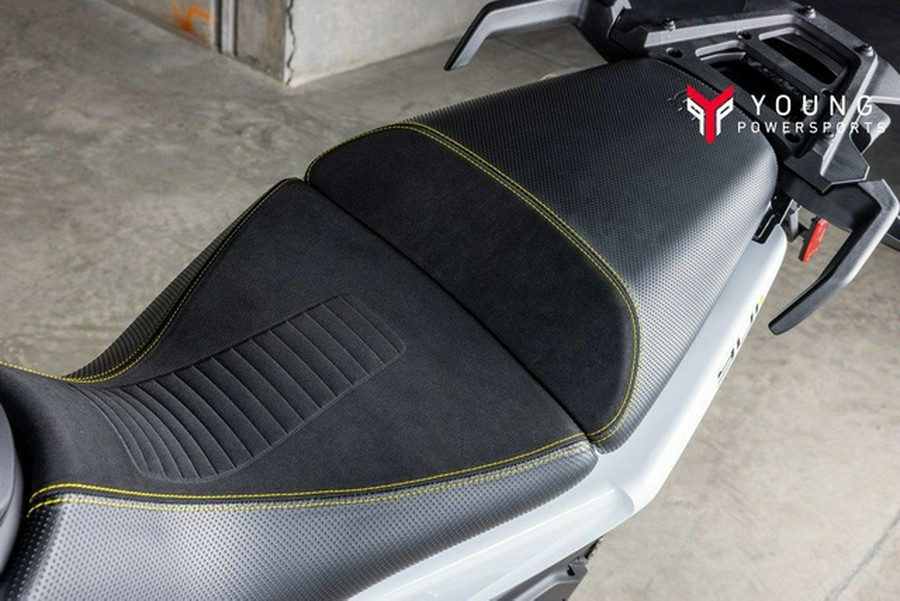 2024 Husqvarna Norden 901