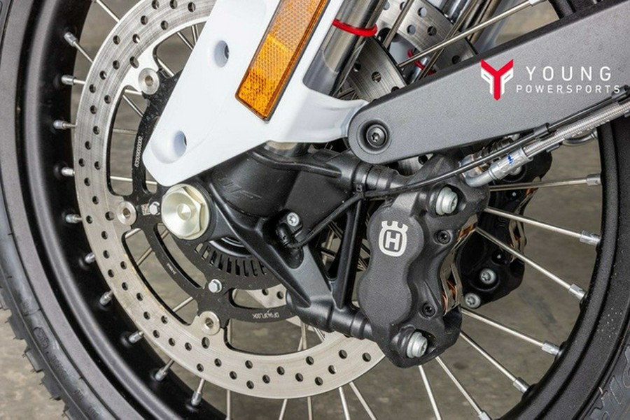 2024 Husqvarna Norden 901