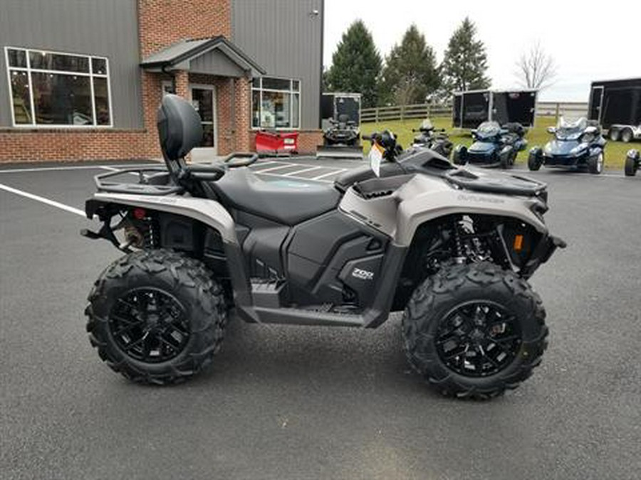 2024 Can-Am Outlander MAX XT 700