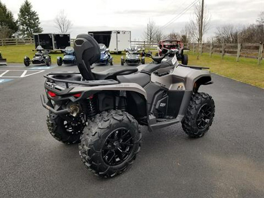 2024 Can-Am Outlander MAX XT 700