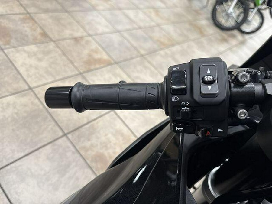 2026 Kawasaki NINJA ZX-6R ABS