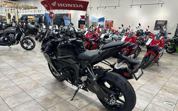 2026 Kawasaki NINJA ZX-6R ABS