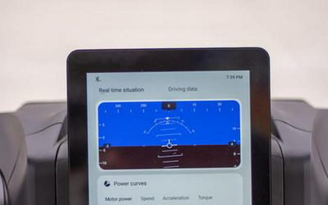 2025 SEGWAY UT6 P - W10103