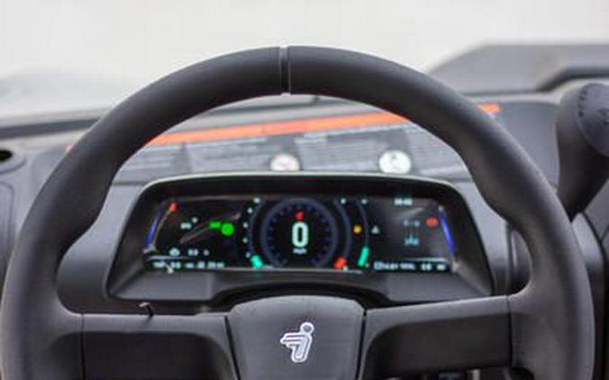 2025 SEGWAY UT6 P - W10103