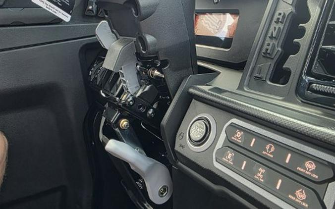 2026 Can-Am Defender Limited HD11