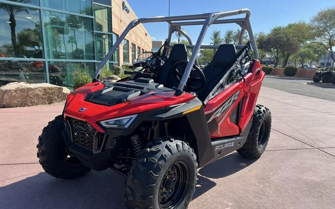 2026 Polaris RZR 200 EFI