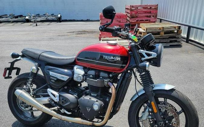 2019 Triumph Speed Twin Korosi Red and Storm Grey