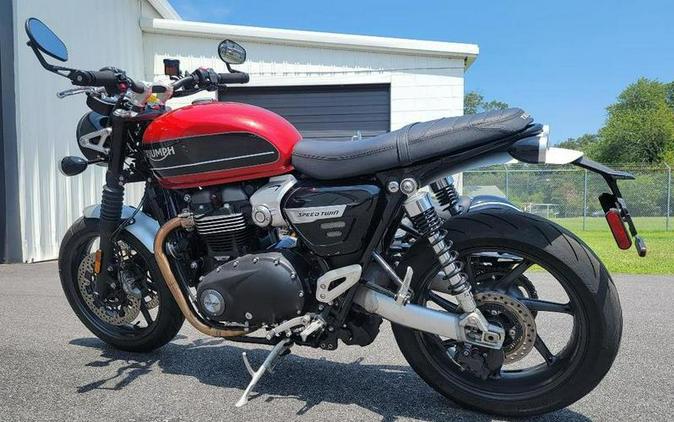 2019 Triumph Speed Twin Korosi Red and Storm Grey