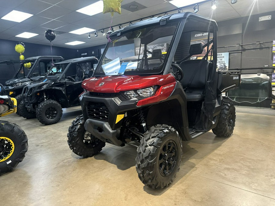 2024 Can-Am Defender DPS HD10 Fiery Red