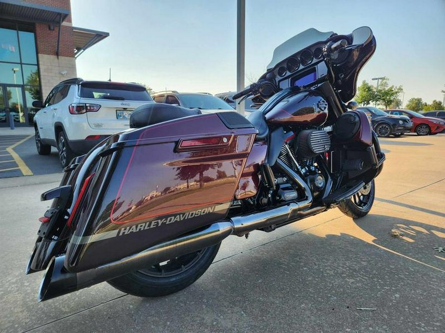 2019 Harley-Davidson® FLHXSE - CVO™ Street Glide®