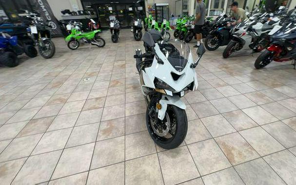 2026 Kawasaki NINJA ZX-6R ABS