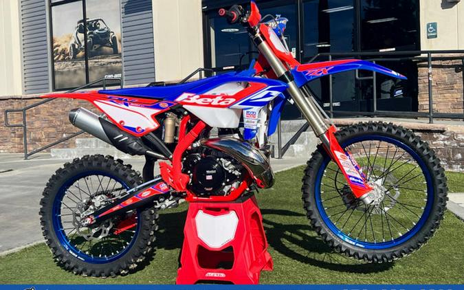 FIRST LOOK! 2024 BETA 300RX MOTOCROSS