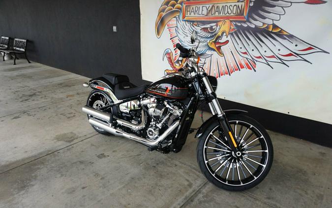 2024 Harley-Davidson Breakout 117 Vivid Black