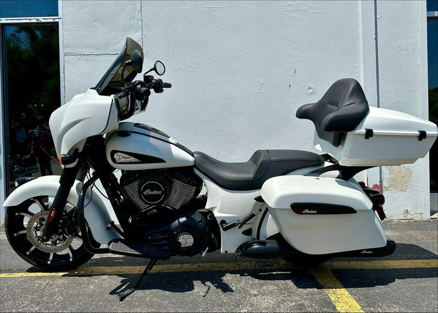 2019 Indian Motorcycle Chieftain DARK HORSE