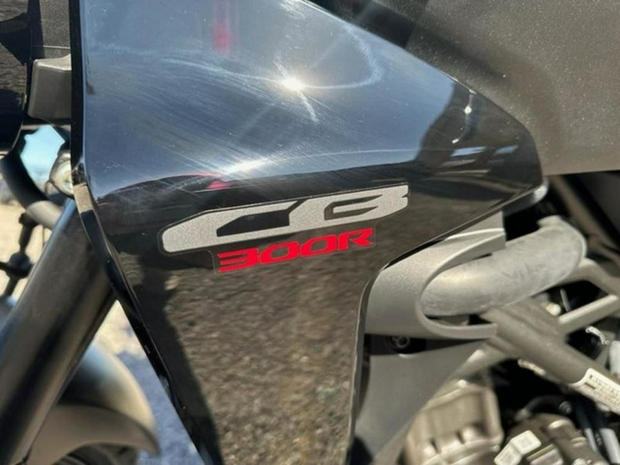 2025 Honda CB300R